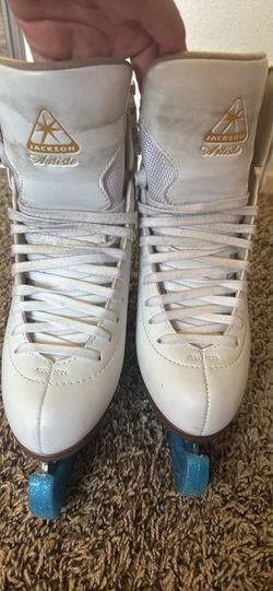 Artiste Jackson Ice Skates