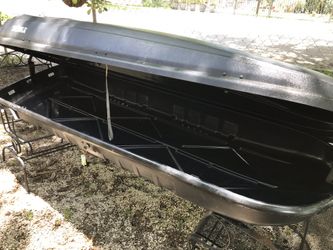 Thule Mountaineer ES Roof Cargo Box for Sale in Miami FL OfferUp