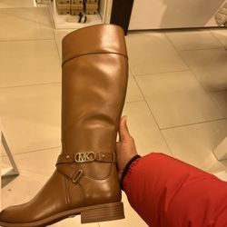 Michael Kors Boots Brown Size 6