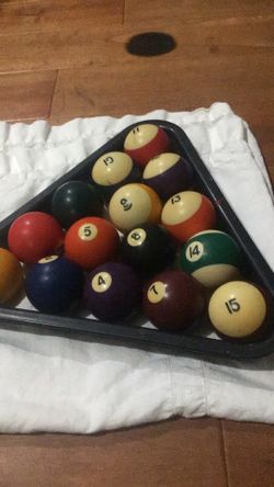 Vintage Billar  Balls  Complete 