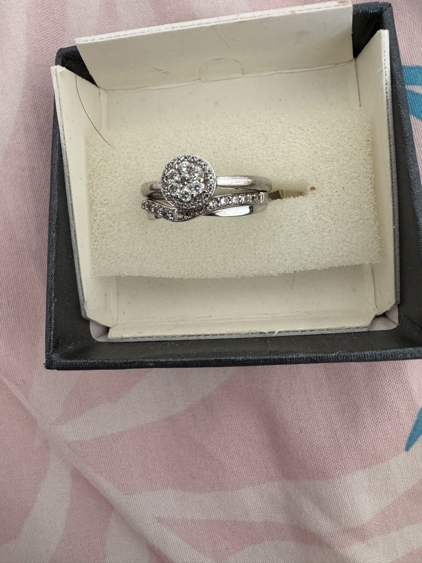 10K White Gold Wedding Set