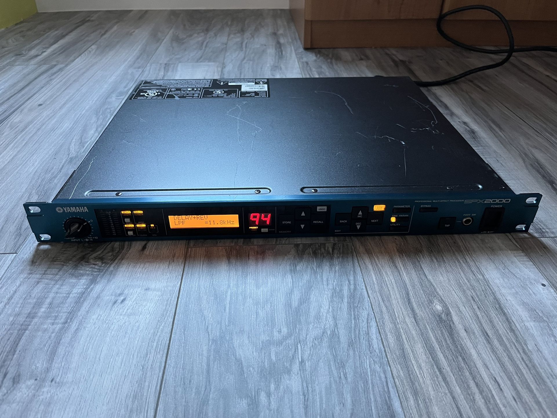 YAMAHA SPX2000 MULTI-EFFECT PROCESSOR Мими Музика - Yamaha SPX2000