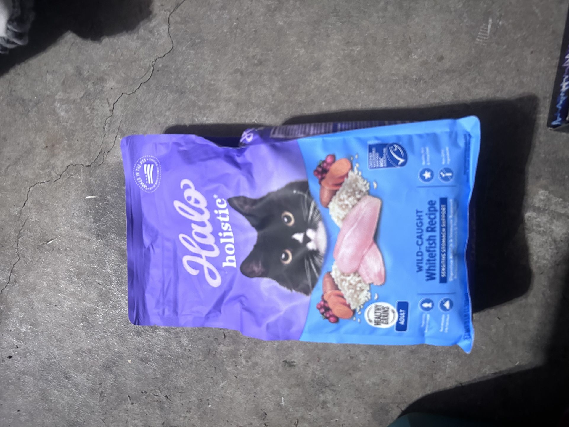 Halo Holistic Cat Food