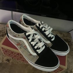 Vans 