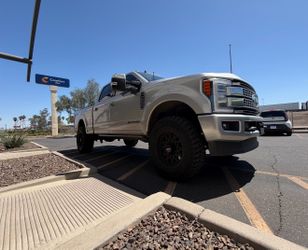 On sale. 2.5” Leveling  kit with installation. For FORD F250 F350