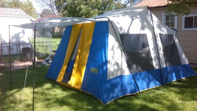 Wenzel Canyon RIDGE II 2 room cabin tent