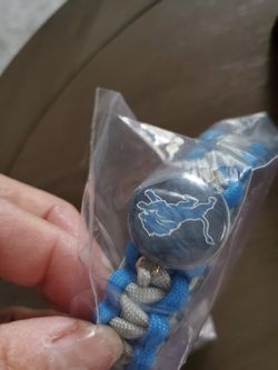 Lions bracelet. Interchangeable button