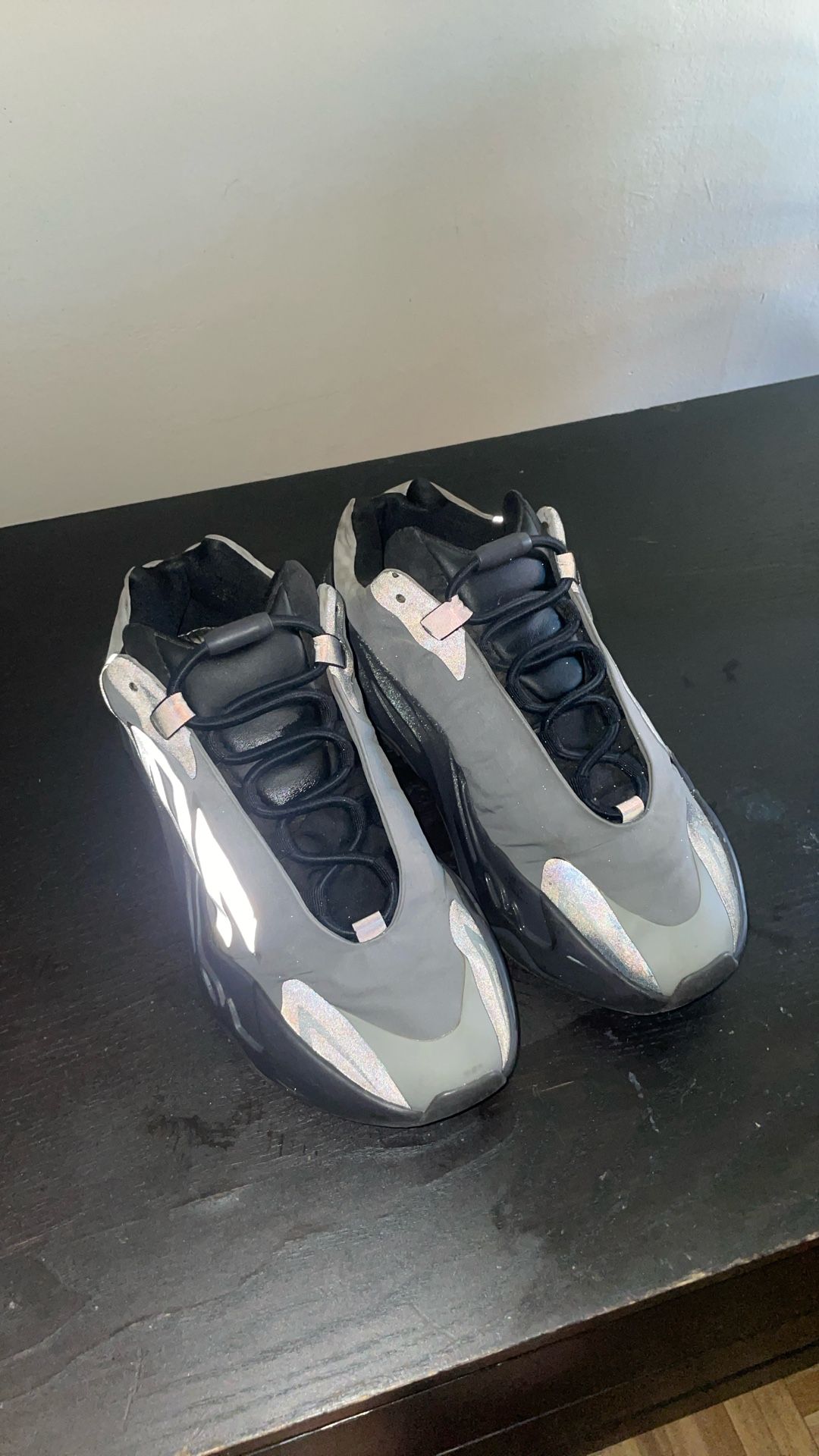 Adidas Yeezys Boost 700 MNVN Metallic
