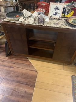 Wood tv stand (holds up to 60”