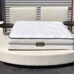 Queen Size Round Bed with Mattress 