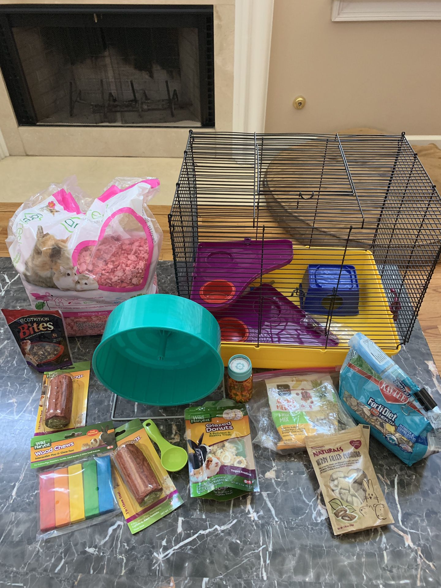 Hamster (small pet) cage & supplies