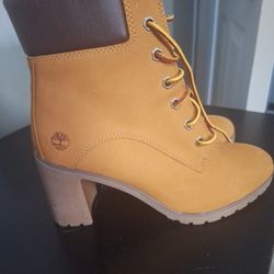 Boots 6.5