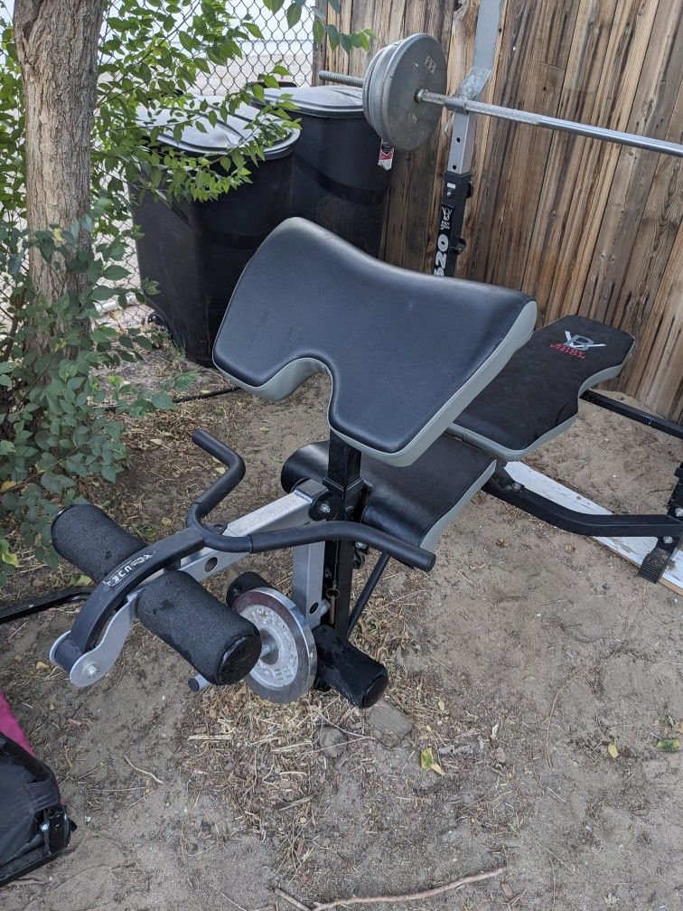 Body Vision 620 Weight Bench/Leg Lift/Curl Bar With Weights And Weight Bar