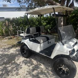 Club Car Lifted & Ready To Go ! 