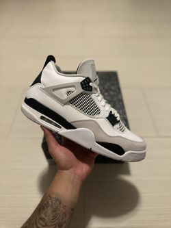 Nike Air Jordan Retro 4 Military Black Size 13