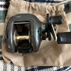 Shimano Curado CU-200