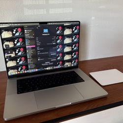 MacBook Pro M2pro 2023 (silver)  W/ Apple Care Plus 