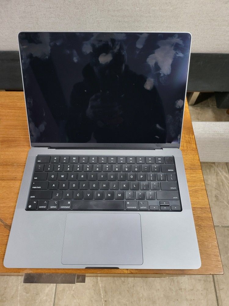 Apple MacBook Pro 2025 16gb 256gb Ssd M3