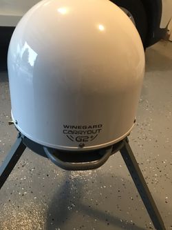 Winegard Carry Out G2 Satellite Dish, Stand, and Carry Case