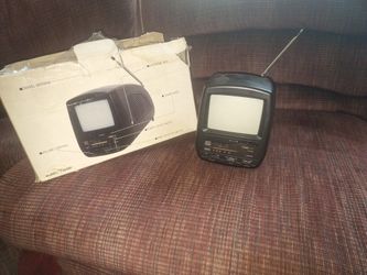 Targeted Portable TV Needs An Antenna 