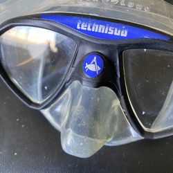 Diving Mask With Case