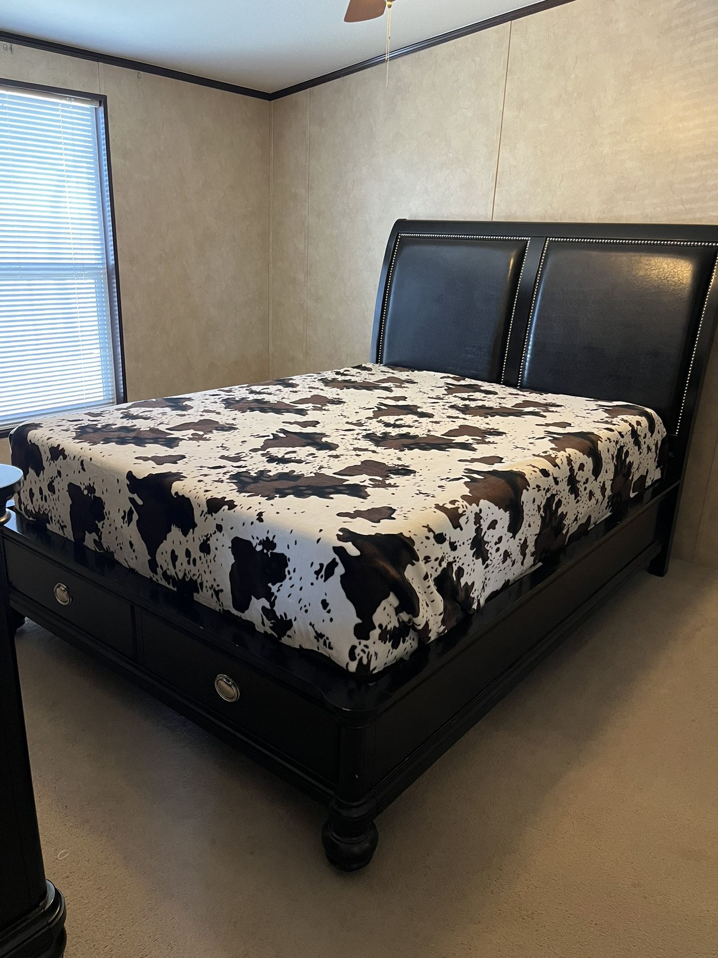 Queen Bed Frame And Tvstand / Dresser 
