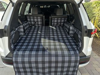 Canvasback Cargo Cover For Lexus TX