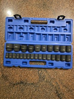 Brand new 1/2" square drive metric impact socket kit set (26 pcs)