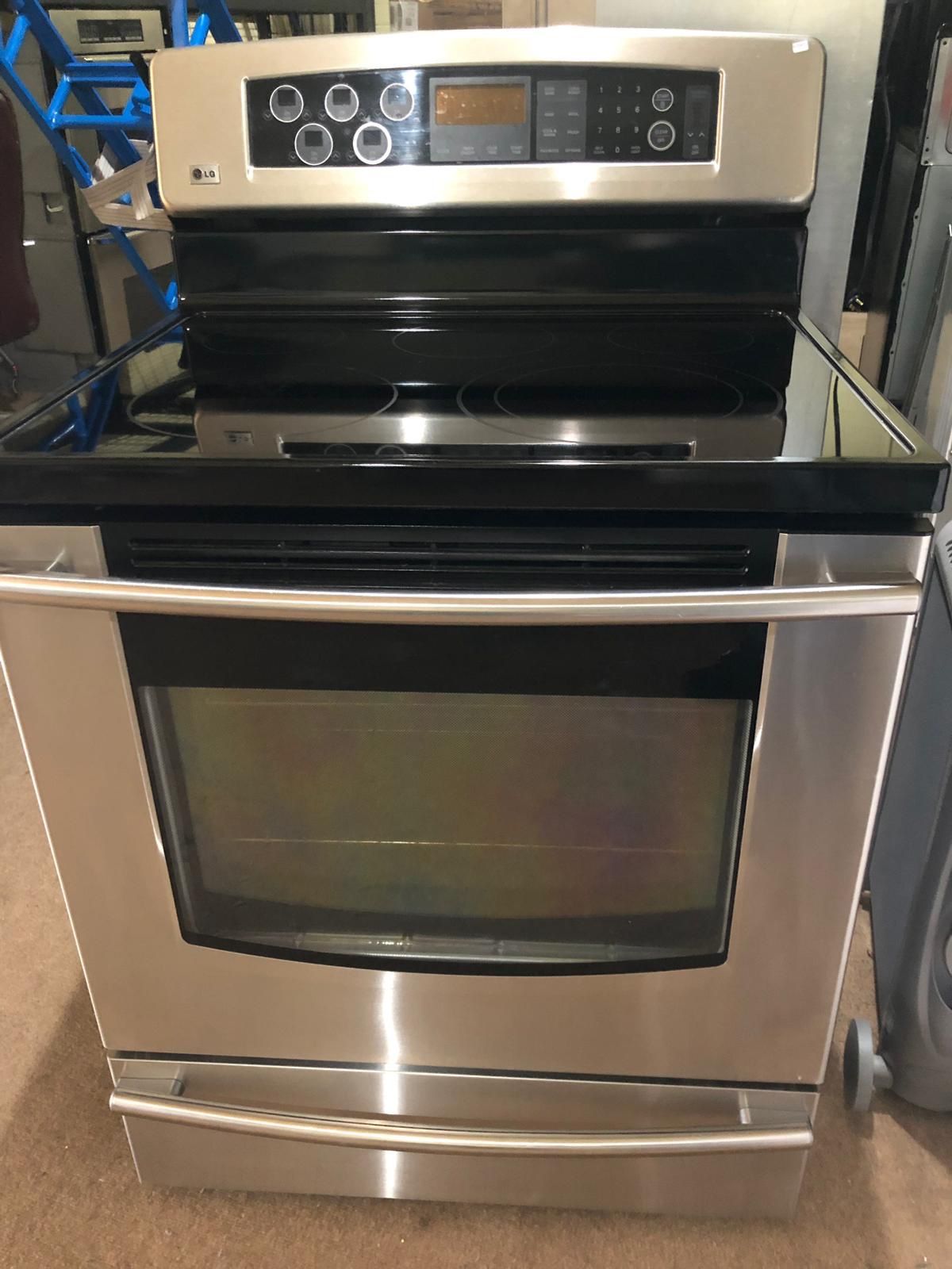 LG Freestanding Electric Stove