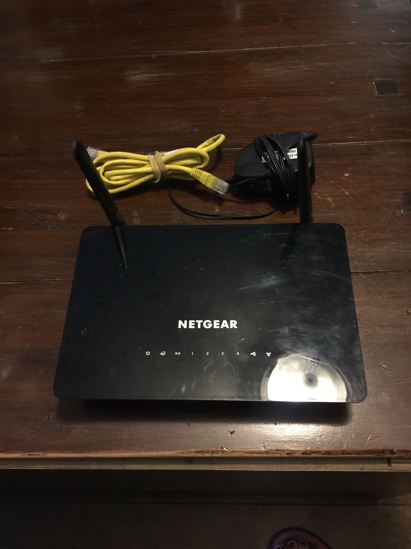 Netgear Router AC1200 Smart WIFI Model: R6220