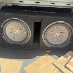 Kicker Subwoofers 