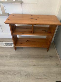 Beautiful shelf $80 excellent condition