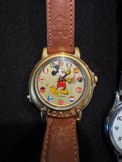 3 Micky mouse vintage watches