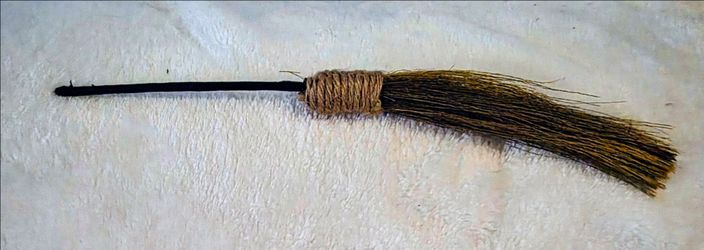 Witch broom for pets