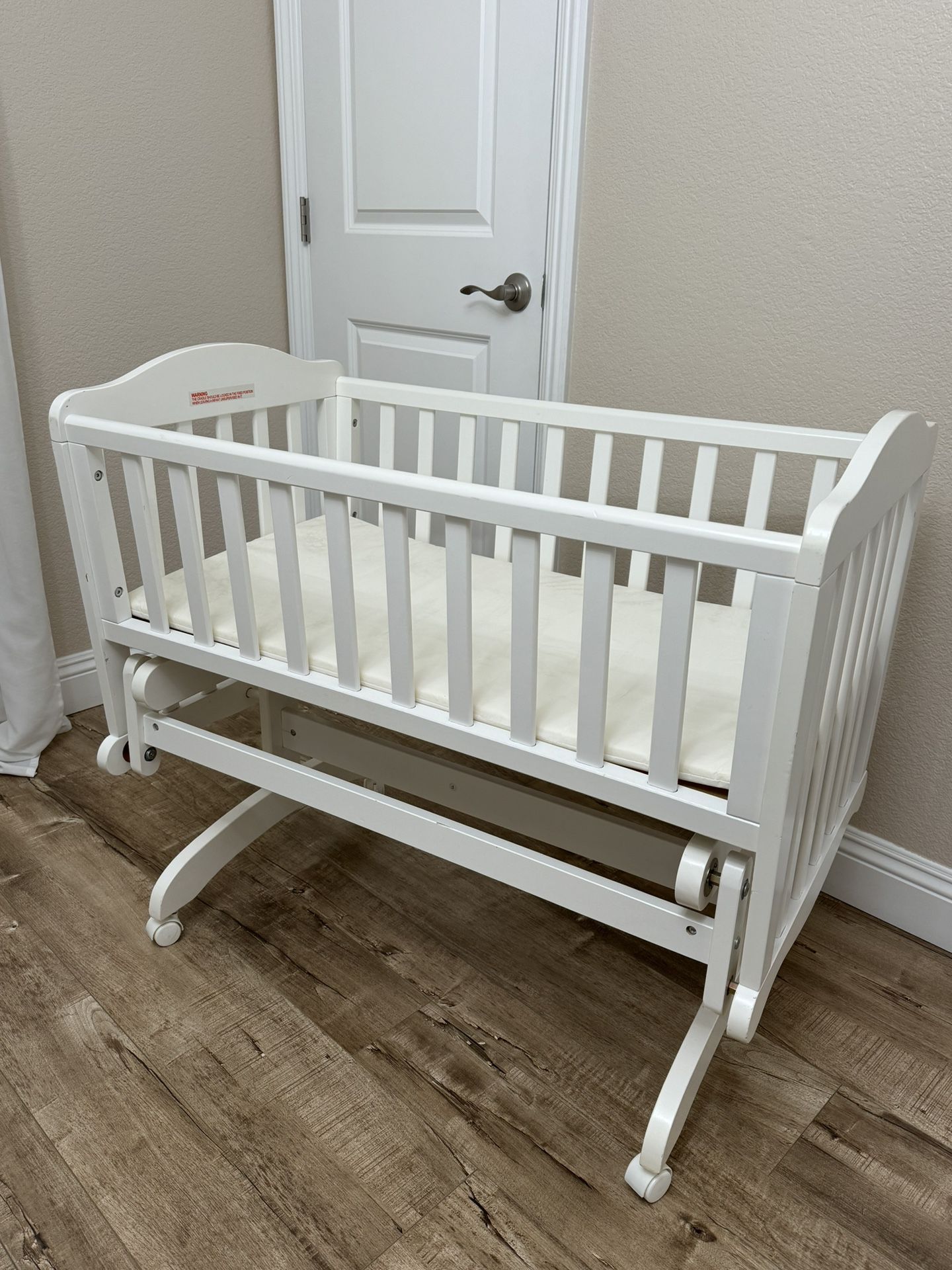 Baby Mini Crib With Bedding Set 