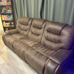 Electric reclining Couch 