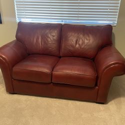 Leather Loveseat/Couch 