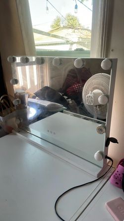 Vanity Mirror with LED Bulbs