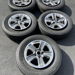 (5) 18” Jeep Wheels 255/70R18 Bridgestone Dueler A/T 