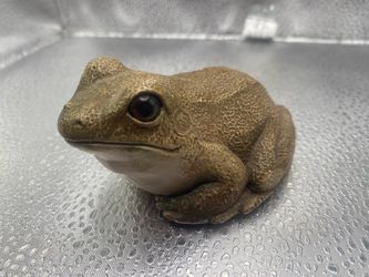 Vintage Sandicast BullFrog Figurine Sculpture Glass Eyes 3" Brown Hand painted