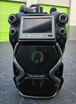 Karaoke USA MP3G/CDG Karaoke & Bluetooth Media Player