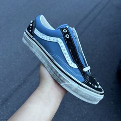 VANS PEARLIZED SIZE 9.5 BRAND NEW 