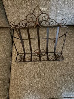 Decorative Metal Wire Book Stand