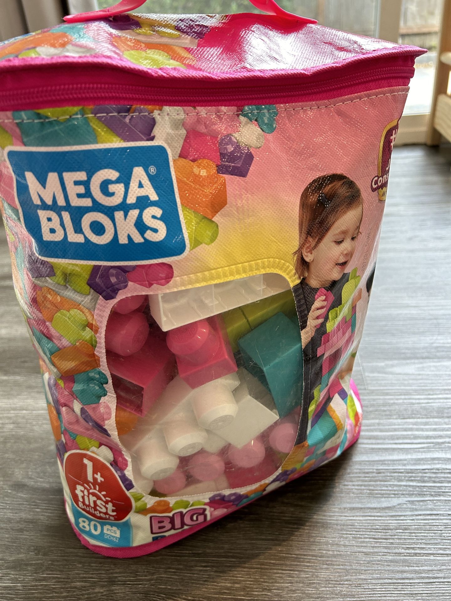 Mega blocks