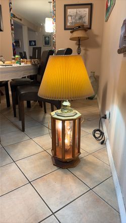 Wood/glass Lamp