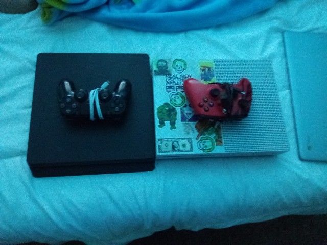 PS4 Slim With Controller And Charger. Xbox One S With Wired Controller With Charger Both No Cords