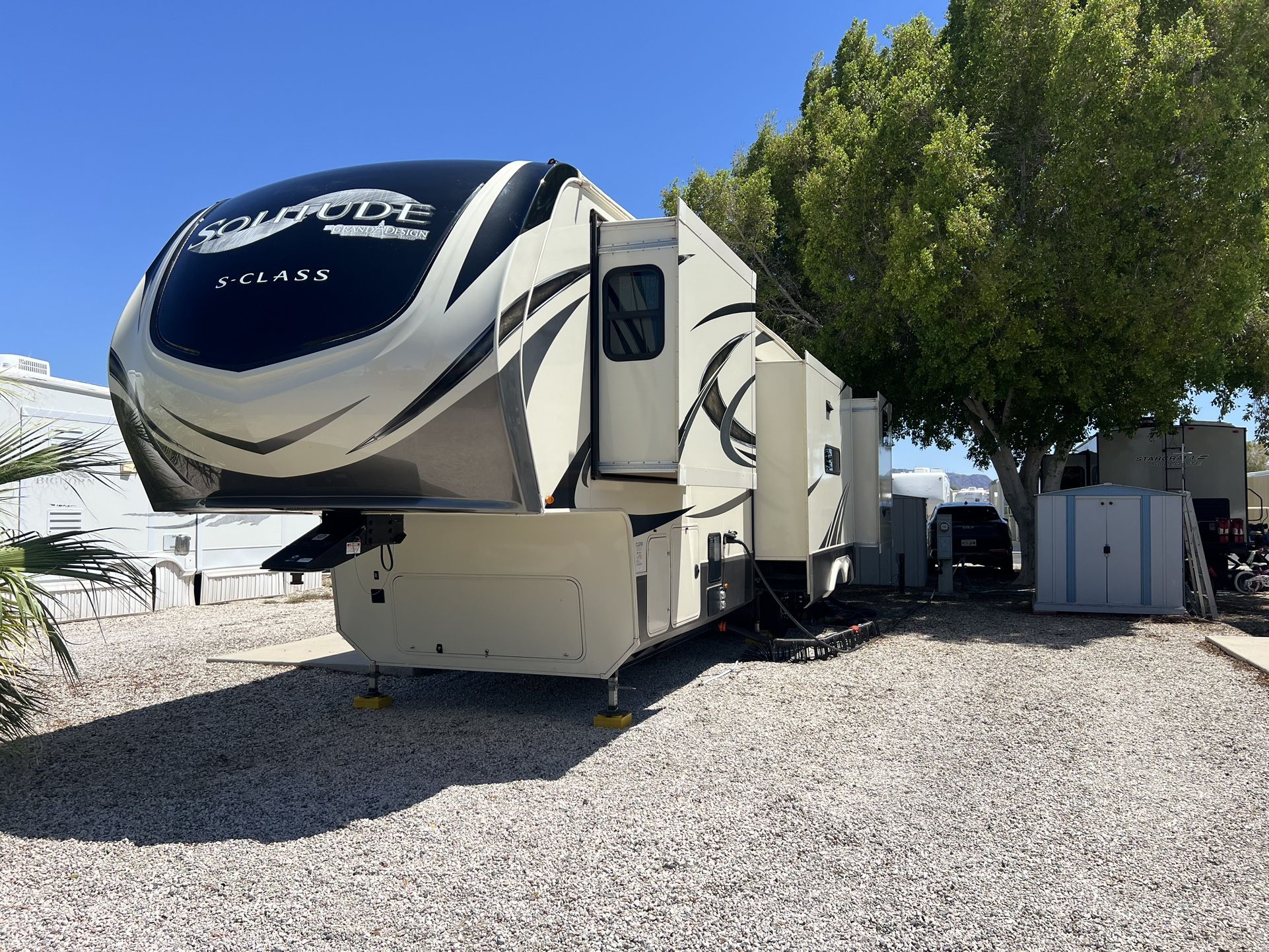 2021 Grand design 3740BHR