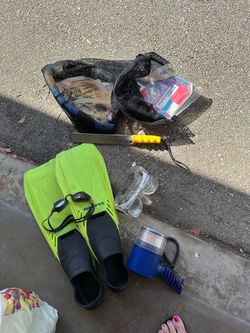 Scuba accessories