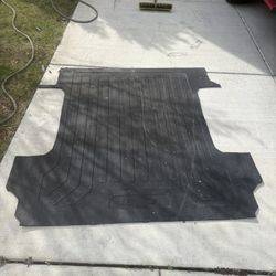 Chevy Silverado Rubber Truck Bed Mat For Standard Bed 
