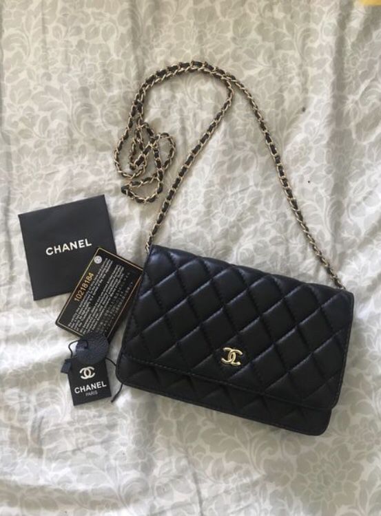 chanel vintage crossbody for Sale in Chino, CA - OfferUp